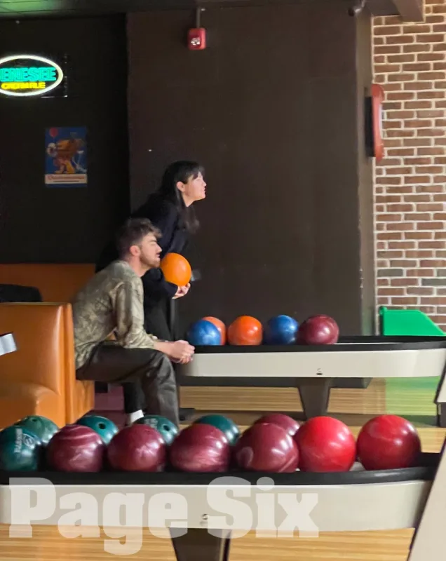 Selena sevgilisi ilə ilk dəfə görüntüləndi