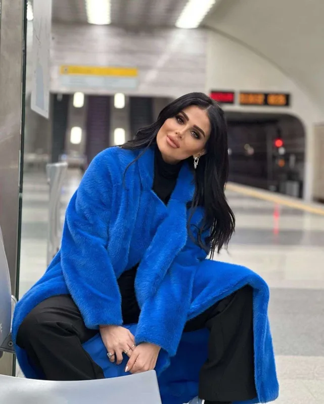 Metrodan şəkillərini paylaşdı