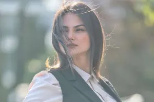 “Həyat hekayəm güllə səsi ilə başlayıb”