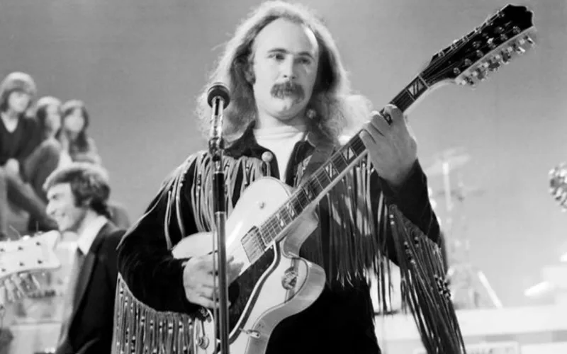 Əfsanəvi rok ifaçısı həyatını itirdi