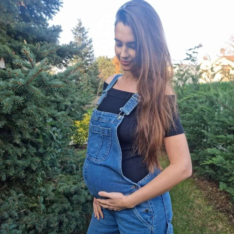 Leyla ilk övladını qucağına aldı