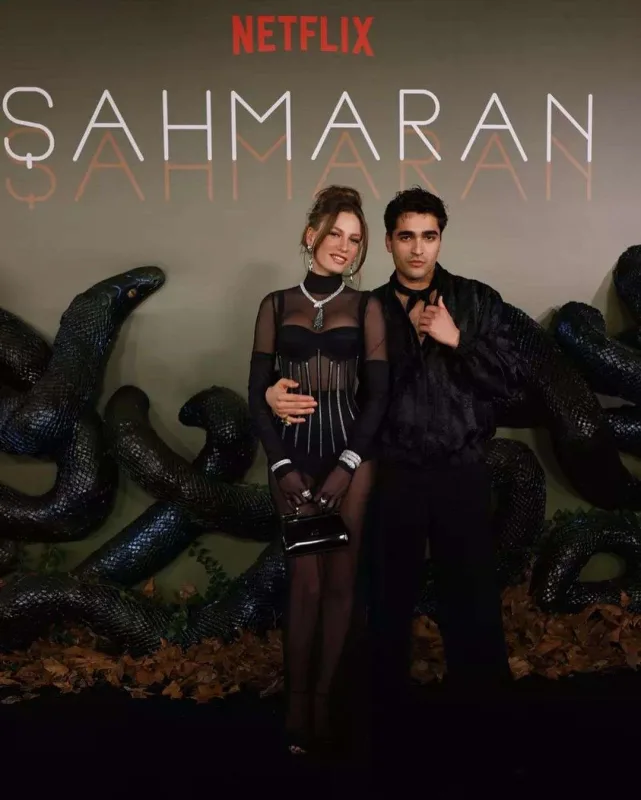 Serenayın aksesuarları sərvət dəyərindəymiş