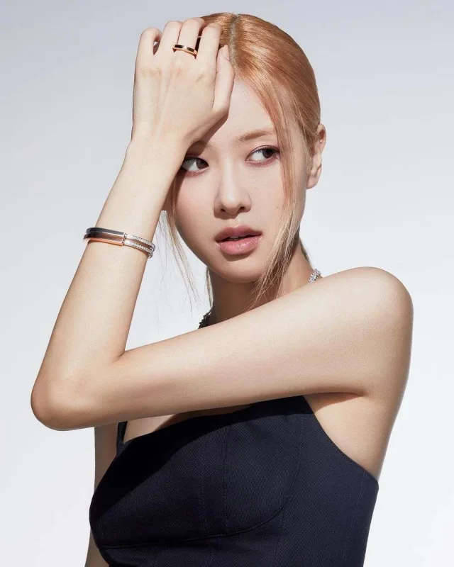 “Blackpink” ulduzundan sonra satışlar ikiqat artdı