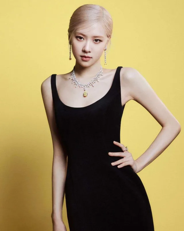 “Blackpink” ulduzundan sonra satışlar ikiqat artdı