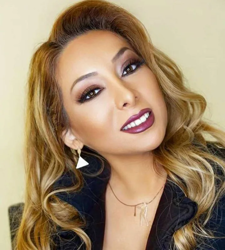 Bellaya bənzəmək üçün estetik etdirdi