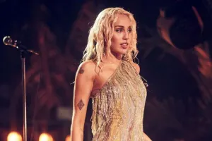 Maylinin mahnısı rekord sayda dinlənildi