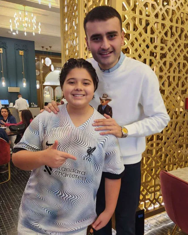 Xalq artistinin oğlu məşhur aşpazla 