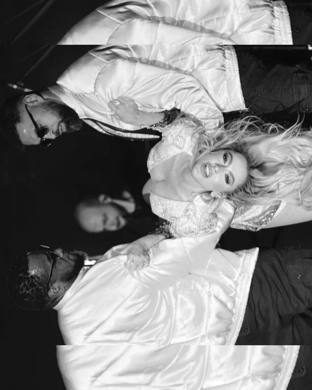 Dekoltesi gündəmdən düşmür