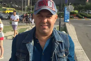 Elariz ABŞ-da albom çıxardı