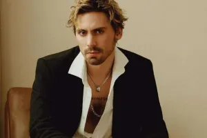 Tarık məşhur jurnalın üz qabığında