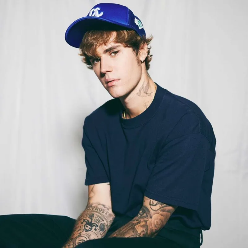 Musiqi arxivini 200 milyona satdı