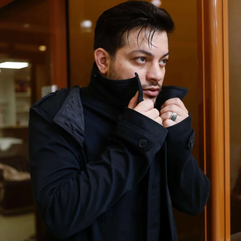 Elnar plastik əməliyyat olundu