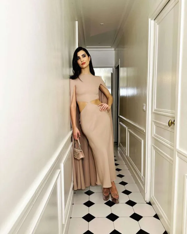 Tuba “Valentino” dəfiləsində