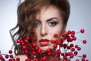 Sevda “Nənəm Oy” oxudu