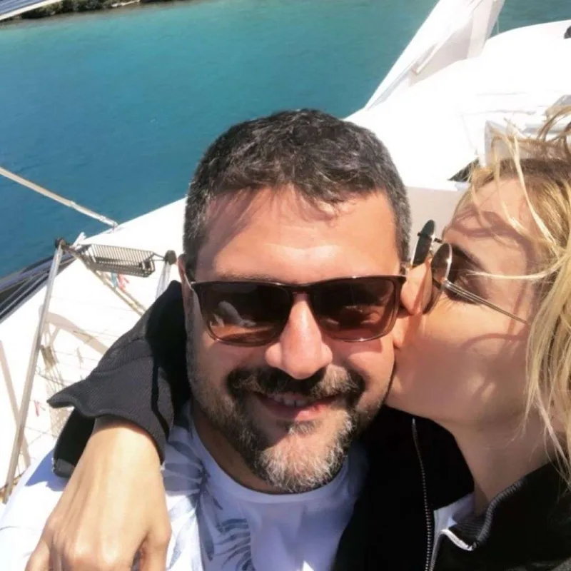 Ecedən qətl edilən həyat yoldaşı ilə bağlı paylaşım