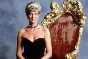 Diananın ikonik geyimi bu qiymətə satıldı