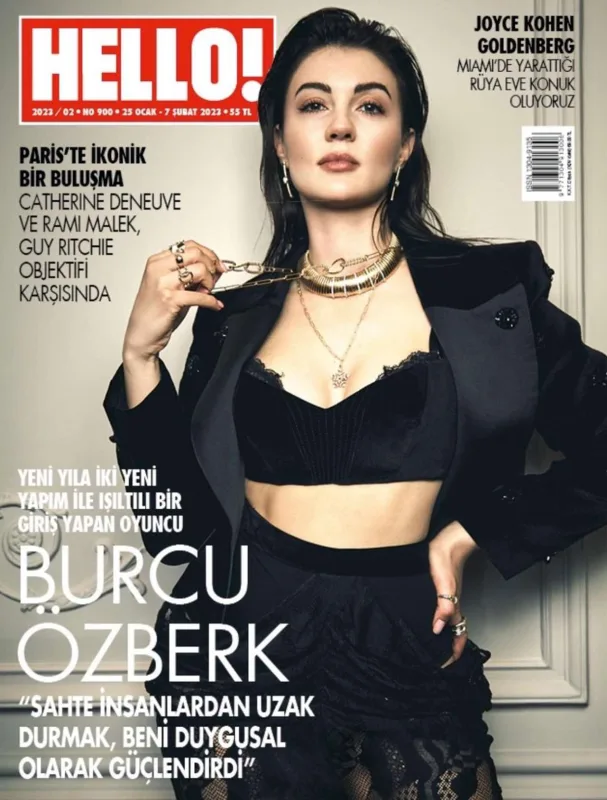 Burcu “Hello”nun siması oldu