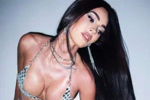 Meqan Foks yeni imicdə