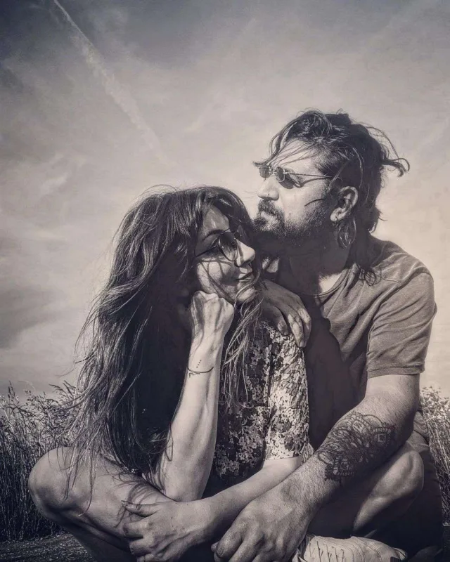 “Güldür-güldür”ün ulduzu nişanlandı