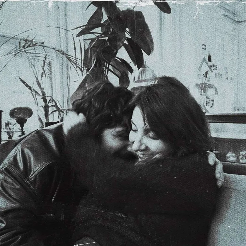 “Güldür-güldür”ün ulduzu nişanlandı