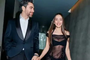 Neslihanla Kadir jurnalın üz qabığında