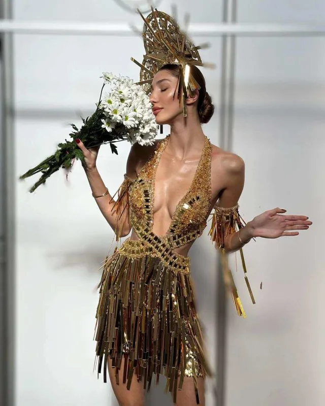 İncə görünmək üçün qabırğasını çıxartdırıb