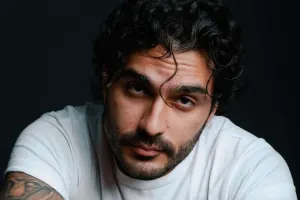 İbrahim Çingizə 20 tikiş qoyuldu