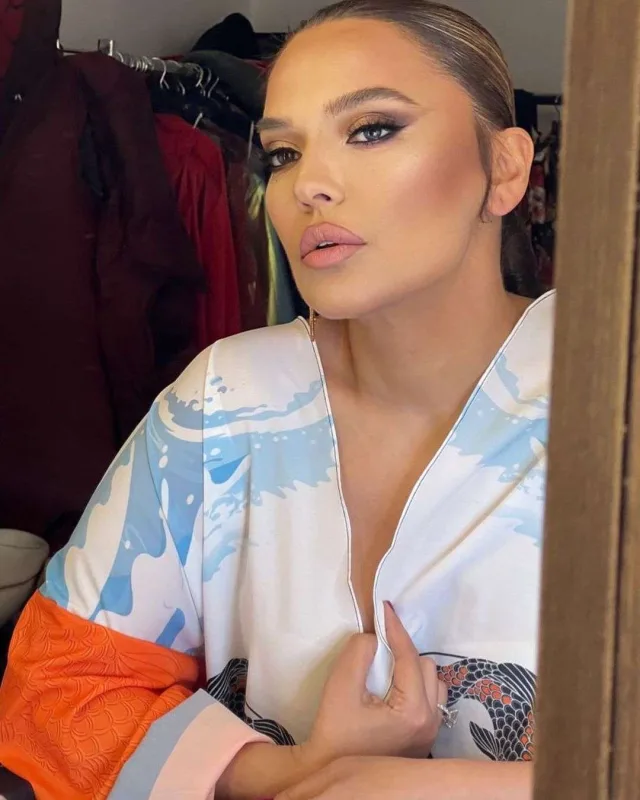 Demet yenidən Bakıya gəlir