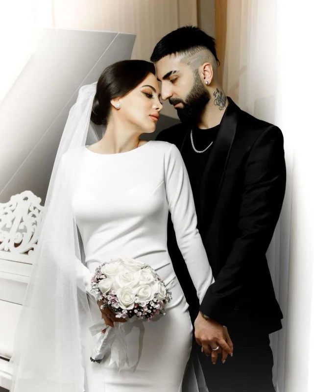 Pasterin yayımlanmamış toy görüntüləri