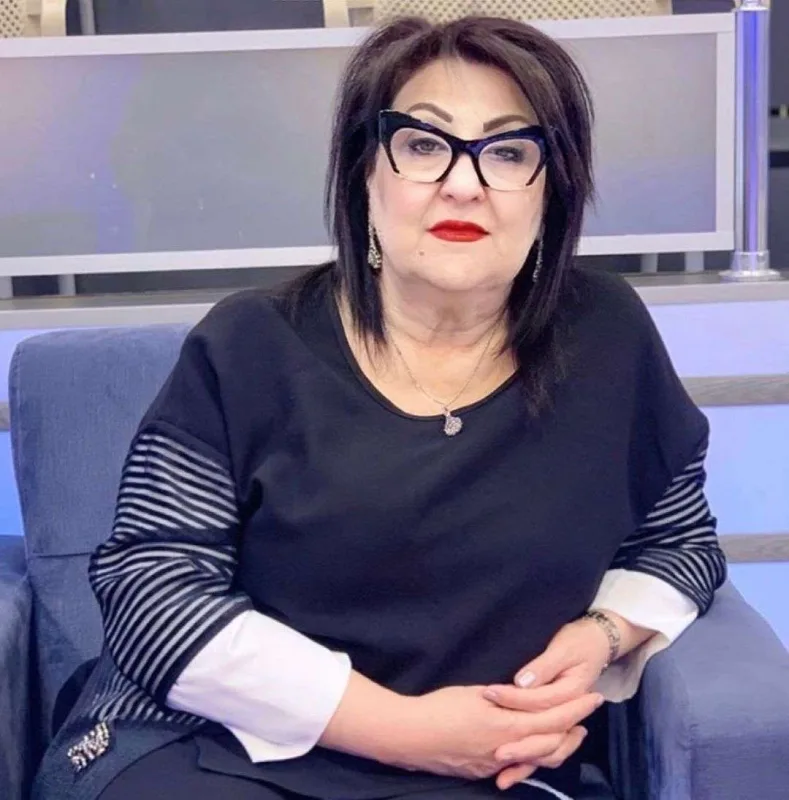 Anar Mədətova ağır itki