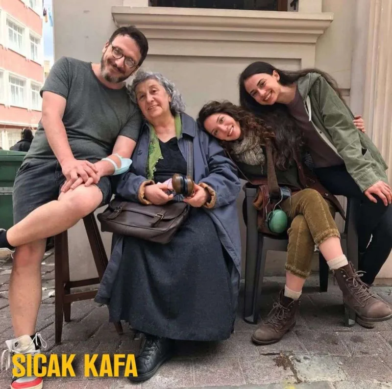 “Netflix” bu serialın 2-ci sezonunu ləğv etdi