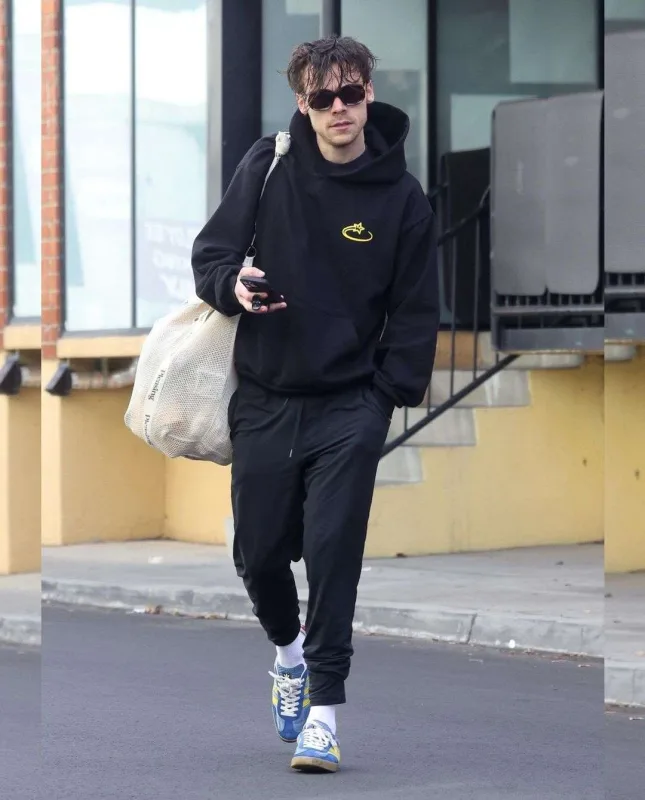 Ayrılsalar da, eyni zalda məşq edirlər