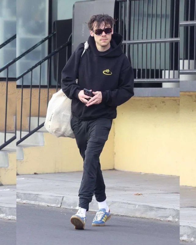 Ayrılsalar da, eyni zalda məşq edirlər