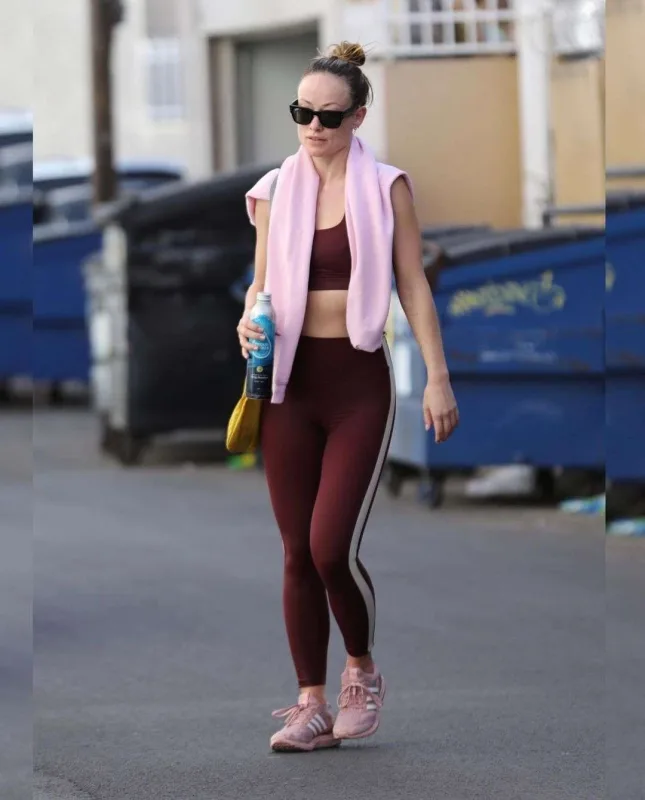 Ayrılsalar da, eyni zalda məşq edirlər