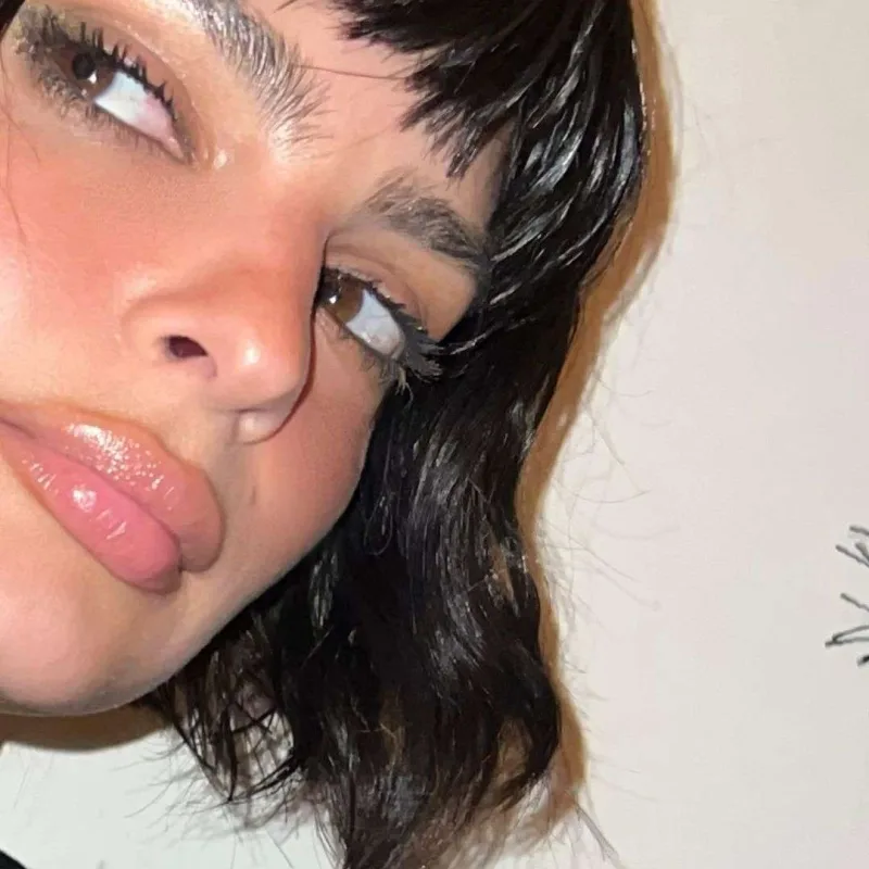 Emili imicini dəyişdi