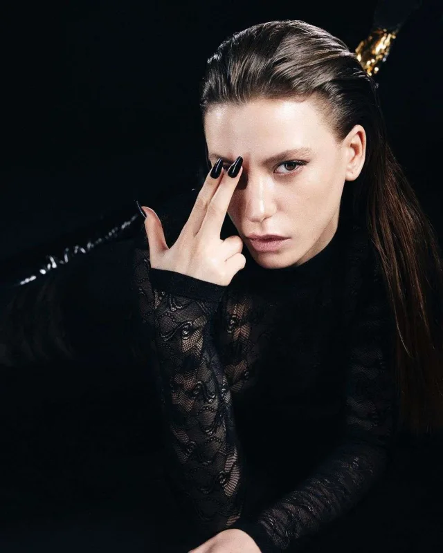 Serenaydan diqqətçəkən fotosessiya