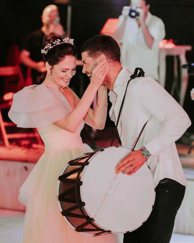 Uşaqları ana bətnində tələf oldu