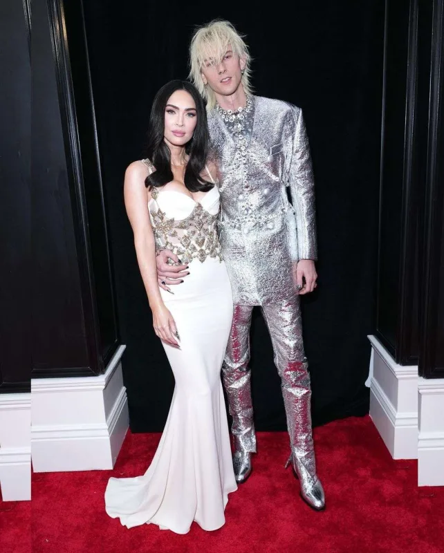 “Qremmi”də qırmızı xalı şuxluğu!