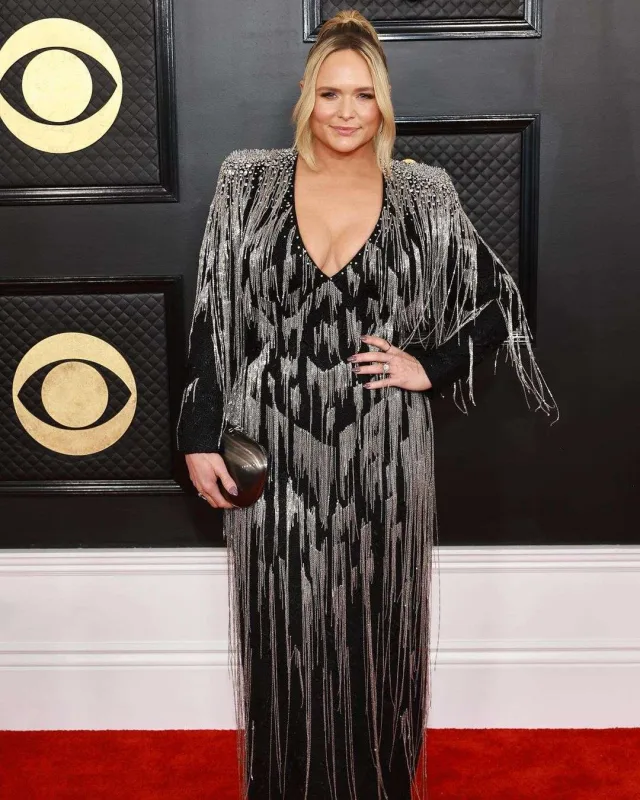 “Qremmi”də qırmızı xalı şuxluğu!