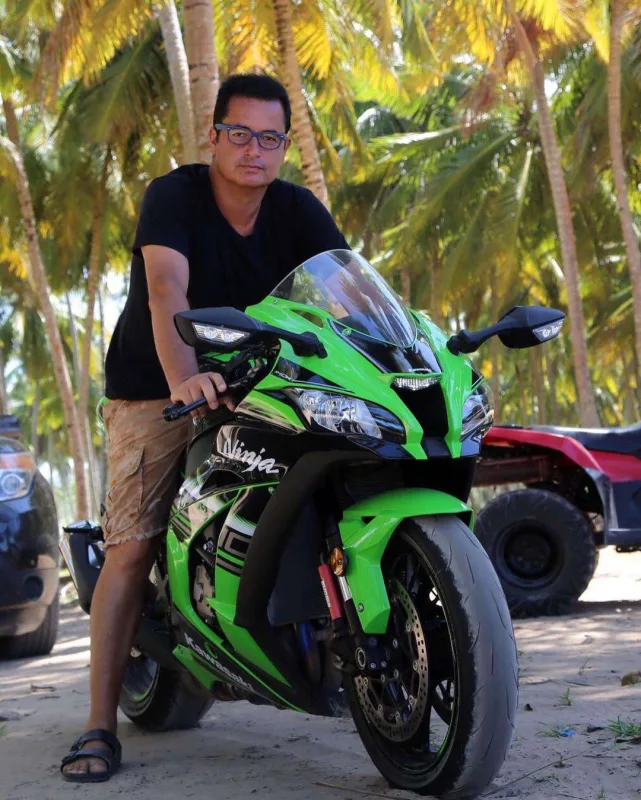 Acundan zəlzələdən zərər çəkənlərə böyük yardım