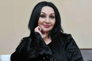 “Hər yay qarpız qabığı, butulka yığıram”