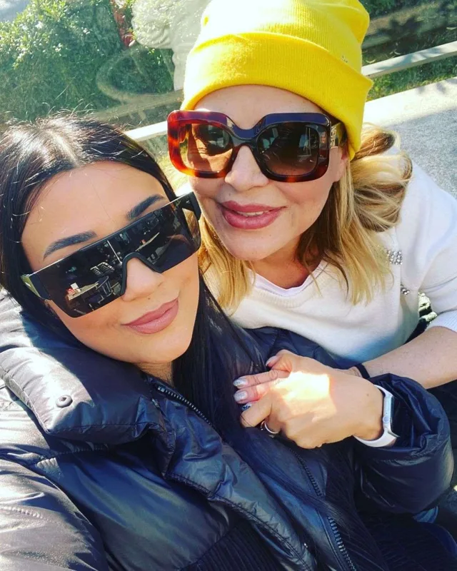 Mətanət İsgəndərlinin qohumları zəlzələdə həlak oldu