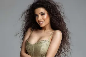 Səmra ölən itindən yazdı