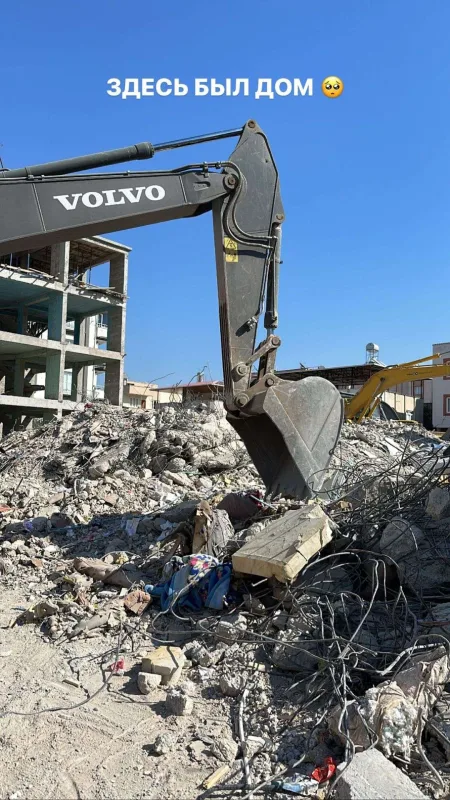 Hüseyn yardım üçün zəlzələ bölgəsində - Video