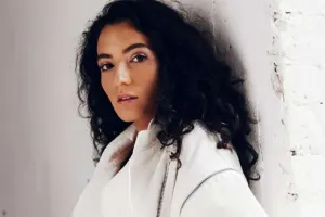 “Dünyamızdan yalnız sevgi səsləri gəlsin”