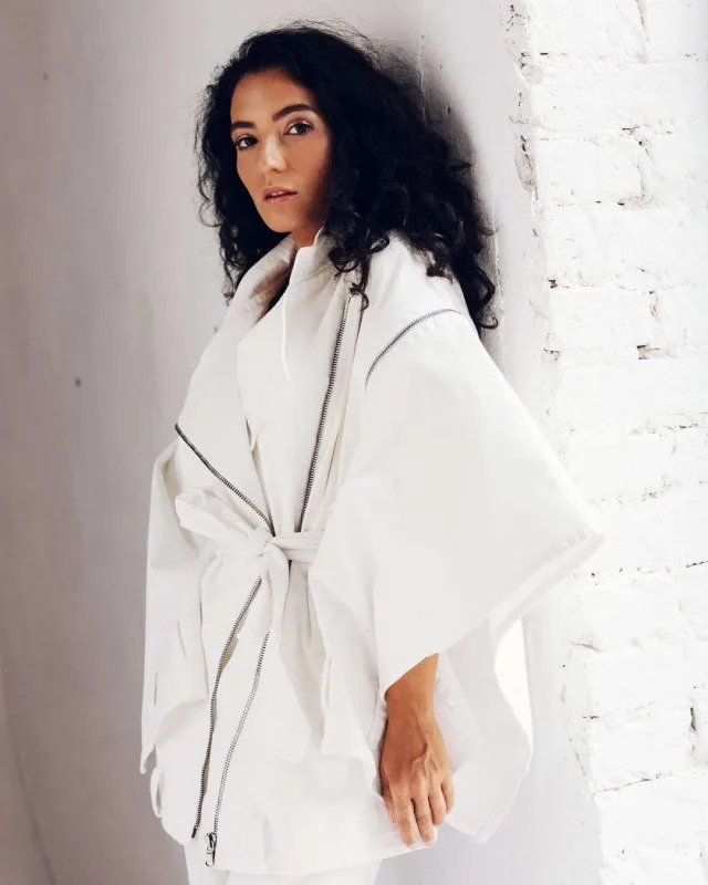 “Dünyamızdan yalnız sevgi səsləri gəlsin”