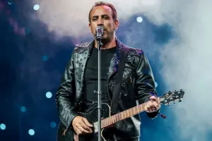 Haluk Levent 1 milyard topladı!