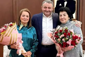 Mətni oxudular: Roza Tağıyeva və Həqiqət Əsgərzadə