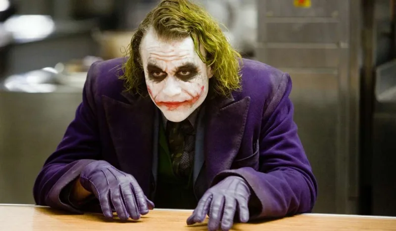 “Joker”də ulduzlara tualet qadağan olundu