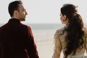 “Kimə lazımam ki, səndən başqa?”